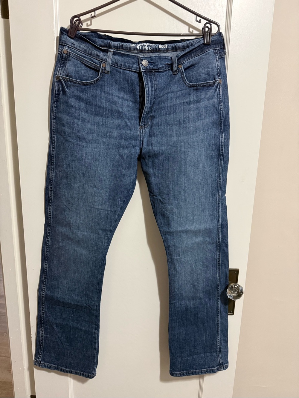 Men’s Wrangler Retro Dark Blue Slim Boot Jeans